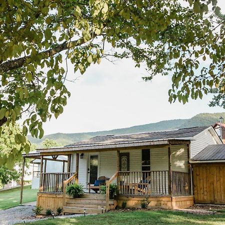 Moonlight Cottage - Your Romantic & Scenic Escape Sevierville Exterior foto