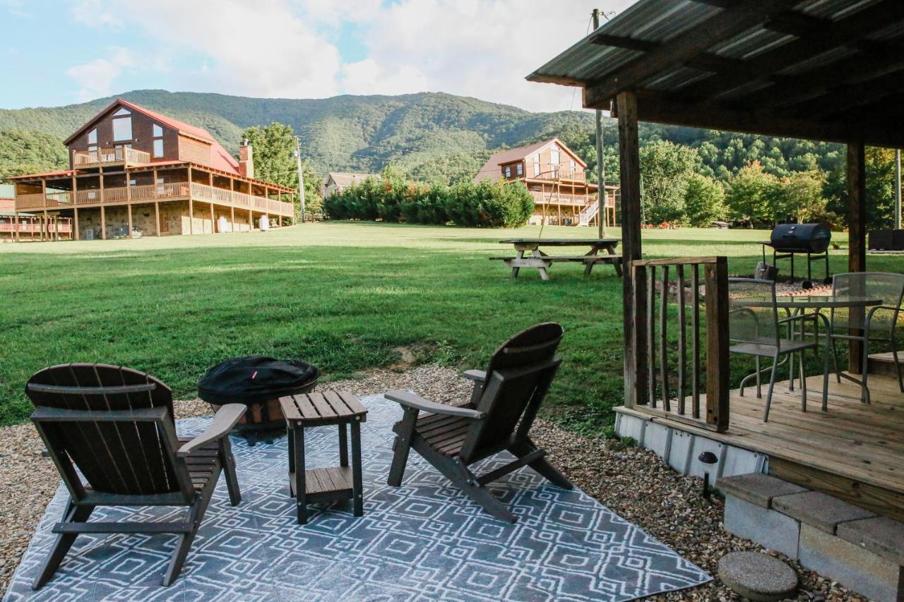 Moonlight Cottage - Your Romantic & Scenic Escape Sevierville Exterior foto