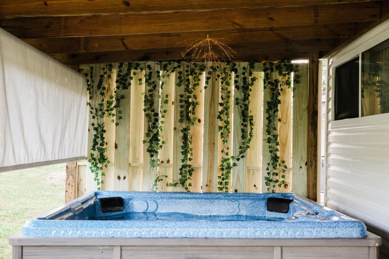Moonlight Cottage - Your Romantic & Scenic Escape Sevierville Exterior foto