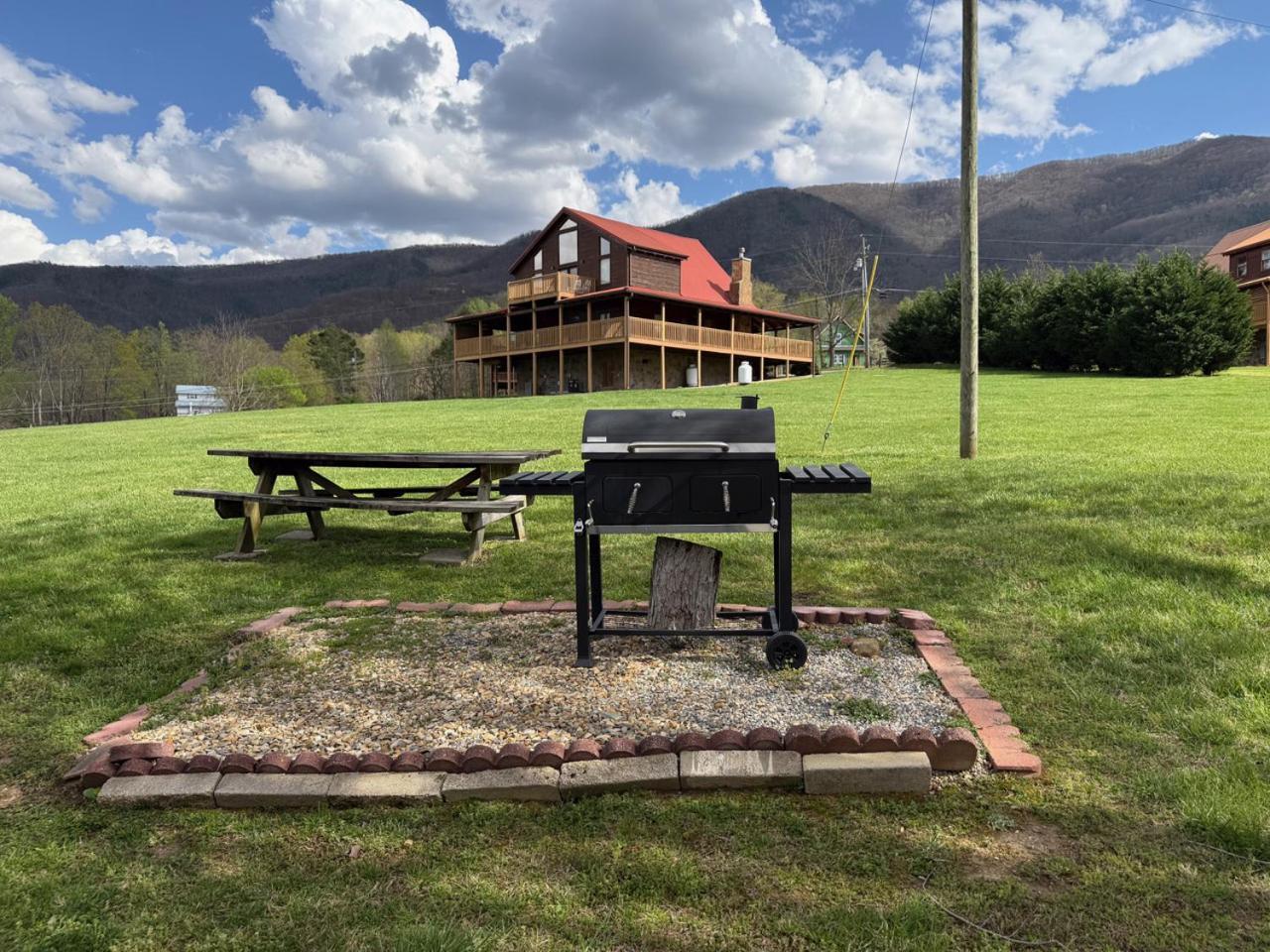 Moonlight Cottage - Your Romantic & Scenic Escape Sevierville Exterior foto